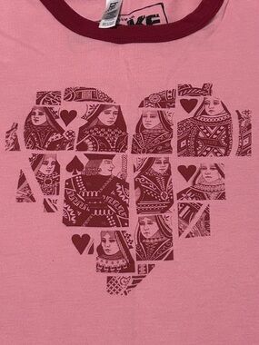 Queen Of Hearts ringer T-shirt XL Ladies Hand Printed by CHOKE EUC red gambling